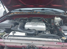 Load image into Gallery viewer, 2006 Toyota 4runner Used Engine 4.7L VIN T, 5Th Digit, 2UZFE Used Engine, 8 Cylinder Only 107K Miles