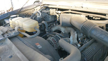 Load and play video in Gallery viewer, Used 2003 Ford F-250 6.8L V10 Engine – VIN S
