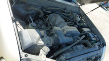 Load and play video in Gallery viewer, 2002 Toyota Tundra Used Engine 4.7L VIN T, 5Th Digit, 2UZFE Used Engine, 8 Cylinder
