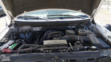 Load and play video in Gallery viewer, Used 2010 Ford F-150 4.6L V8 Engine – VIN 8
