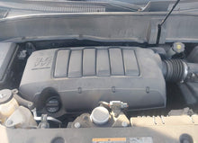Load image into Gallery viewer, Used Engine 2017 Gmc Acadia limited Used Engine VIN J  11Th Digit, Limited , 3.6L, VIN D, 8Th Digit, Opt LLT
