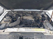 Load image into Gallery viewer, 2000 Ford Explorer 5.0L Used Engine
